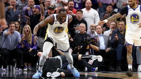 Draymond Green ejected; Warriors drop Game 2 against Kings